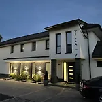 Villa7 Balaton Konukevi