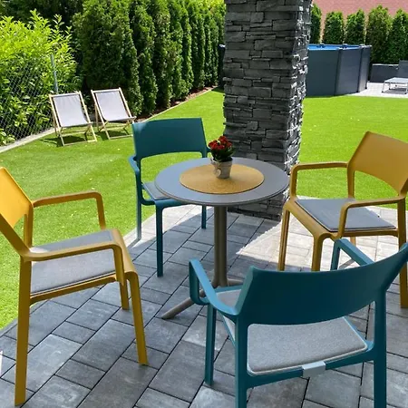 Villa7 Balaton Pensiune