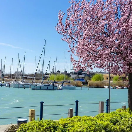 Villa7 Balaton Pensjonat Alsóörs