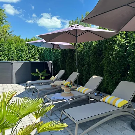 Villa7 Balaton 4*